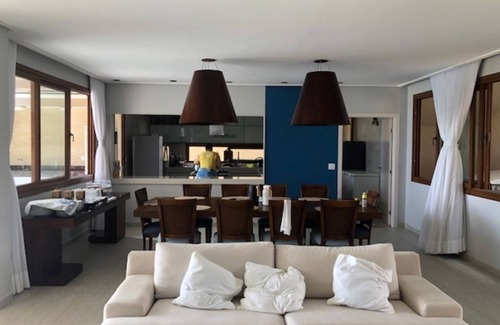 Tamandare House | Seafront Escape: 9 Suites & Pool at Carneiros Beach