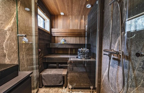 Kittila Villa | Unique Igloo Retreat with Jacuzzi and Spa Amenities