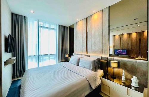 Khlong Toei Nuea Apartment | Prime Area Bangkok Hotel with Pool & Oceanfront Views