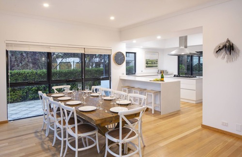 Marybrook House | Inviting Ocean View Retreat with Breakfast and Family Amenities