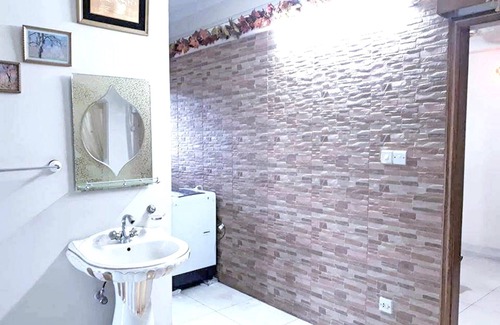 Banani Apartment | Elegant King Size Room at Banani for Your Perfect Stay