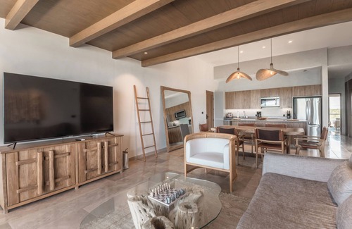 Soliman Bay Apartment | Ocean View Retreat with Private Cenote & Concierge Service