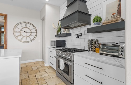 Dripping Springs House | Elegant Retreat with Pool, Breakfast & Family-Friendly Amenities