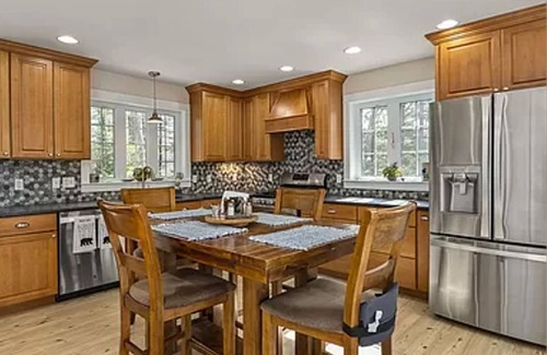 East Wakefield House | Stunning Lakefront Home with Breathtaking Water Views