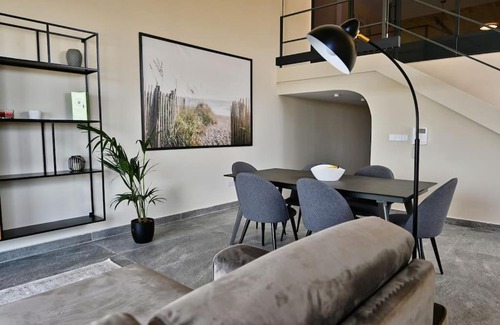 Xaghra Apartment | Elegant Maisonette with Pool & Ocean View in Xaghra