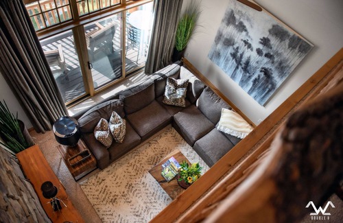 Big Sky Condo | Family-Friendly Mountain Village Penthouse Near Ski Lifts