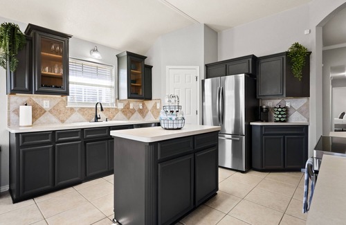 Killeen House | Top-Rated MTZ Homes with Spa & Hot Tub Amenities