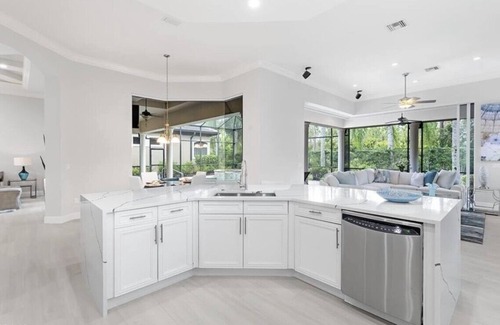 The Majors House | Impressive 3Bed/3Bath Retreat with Pool & Players Club Access