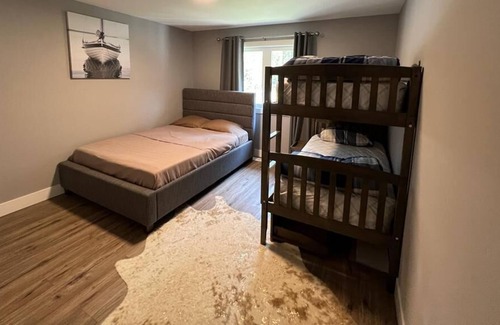 South Bruce Peninsula Cottage | Exquisite New Built Cottage with Ocean & Lake Views