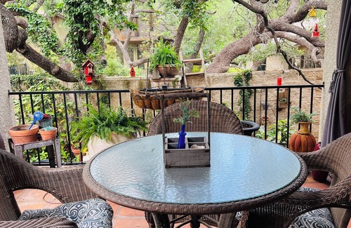 Bee Cave House | Relaxing Oasis Just 20 Minutes from Austin City Center