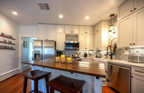 Littleton House | Elegant Oasis Retreat with Hot Tub & Theater in Old Town