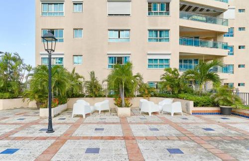 San Geronimo Apartment | Tranquil Ocean View Suite with Pool Access & Child Friendly