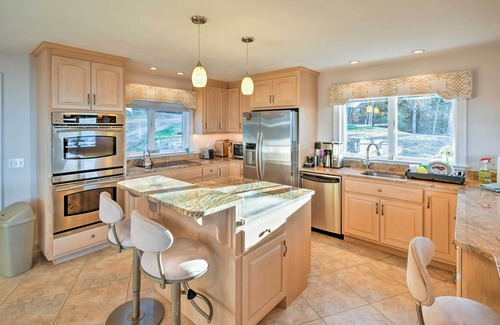 East Sullivan House | Oceanfront Retreat with Kayaks & Spa - Guest Rated 9.6