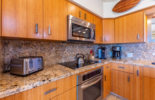 Wailea Condo | Oceanfront Makena Surf Condo: 10/10 Guest Rated Retreat