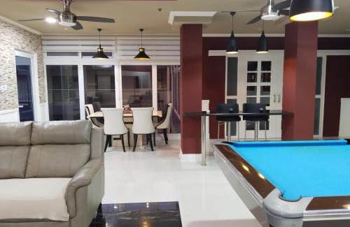 Malabanias Apartment | Exclusive Penthouse La Grande Résidence with Home Theater