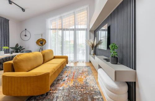 Vidzeme Suburb Apartment | Premier Penthouse with Parking - Guest Rated 9.9/10
