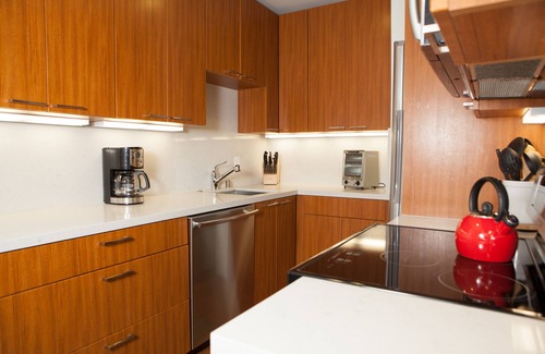 Eureka Valley Apartment | Prime Central Flat with Parking & Pet-Friendly Amenities