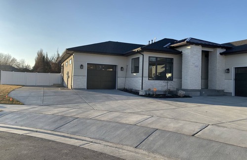 South Jordan House | Top-Rated Private Apartment in South Jordan, Utah