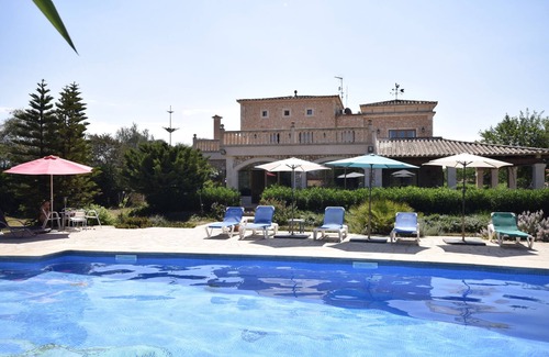 Campos Villa | Premier Hotel with Enormous Pool & Ocean Views - 10/10 Rating