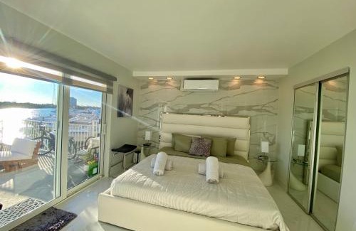 North Bay Village Apartment | Waterfront Apartment with Miami Skyline View & Free Parking