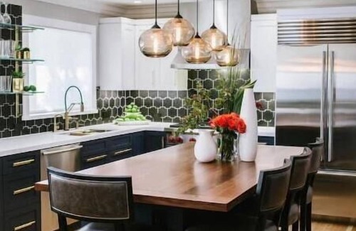 San Rafael House | Family-Friendly Resort Style Retreat with Ideal Amenities