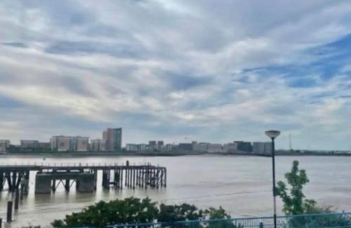 Glyndon Apartment | River View Apartment with 10/10 Guest Satisfaction