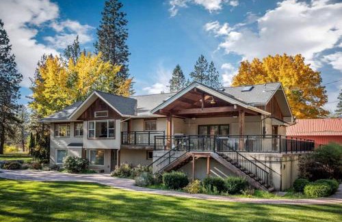 Post Falls House | Luxurious, Riverfront Cabin with Panoramic Views of the Spokane River, in Post Falls, Idaho
