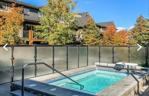 Copperstone Resort Condo | Pet-Friendly 2BR Condo with Pool & Mountain Views