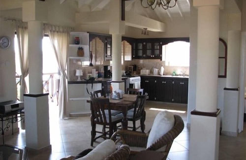 Welches Villa | Top-Rated Oceanfront Villa with Spa & Breakfast Included