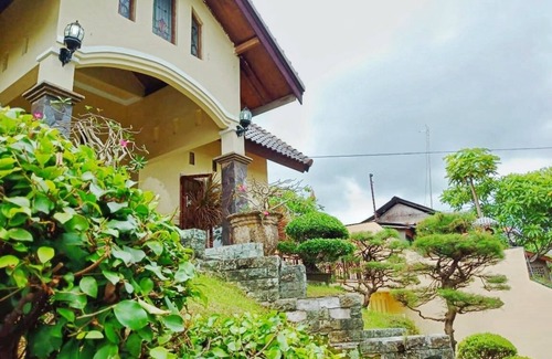 Denpasar Timur House | Discover Comfort and Relaxation in Central Bali