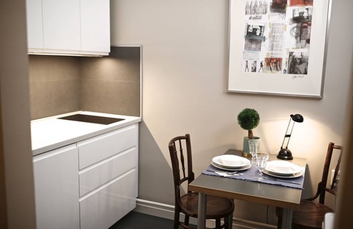 Inner City Budapest Apartment | Discover Golden Stars Budapest Apts: Top-Rated Comfort & Amenities