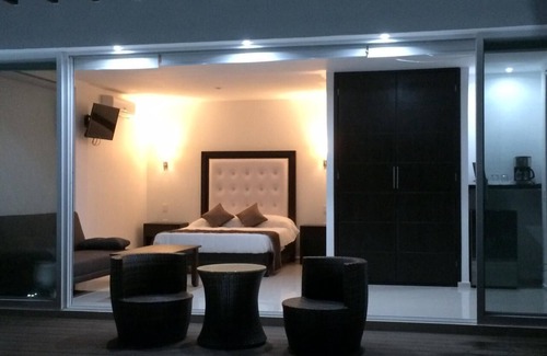 Bajio Resort | Beachfront Surf Resort in Pascuales, Mexico with Pool & Dining