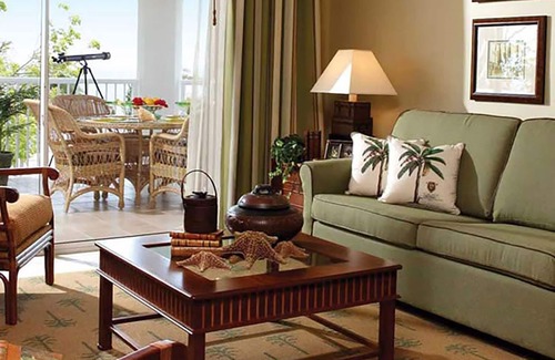 Key West Resort | Indulge in a Key West Resort with Pool & Spa Amenities