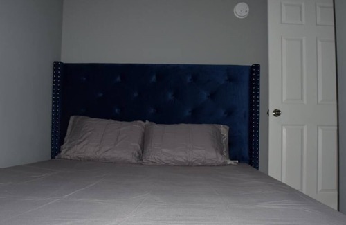 Hastings Cottage | Luxurious & Trendy Cottage on Trent River - 2 hours from Toronto