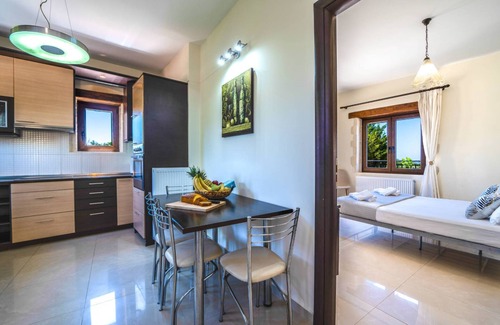 Asteri Villa | Elegant Villa Overlooking Cretan Nature with Private Pool