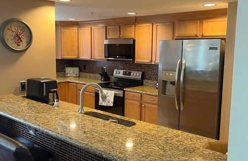 Daytona Beach Condo | Incredible Oceanview Penthouse with Pool and Spa Amenities