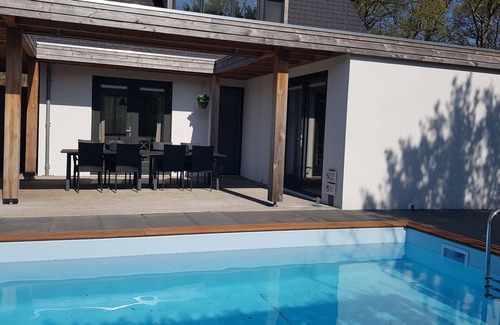 Oostkapelle House | Dream Villa for 10 with Heated Pool & Ocean View