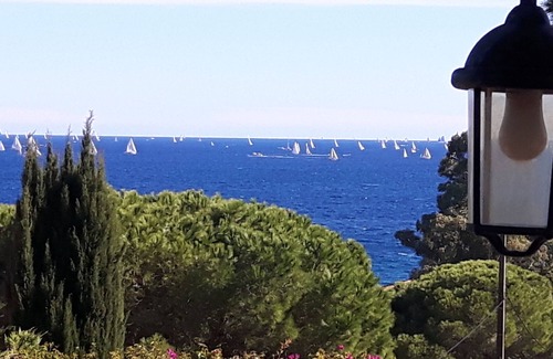 Plage de la Garonnette Villa | Oceanfront Villa for 8 with Pool & Sea Views, 300m to Beach
