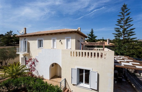 Kosta Villa | Elegant Villa Retreat with Private Pool in Porto Heli