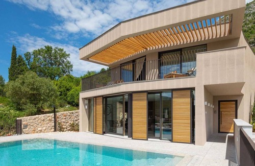 Rozat Villa | Beautiful Villa Near Dubrovnik with Breathtaking Views