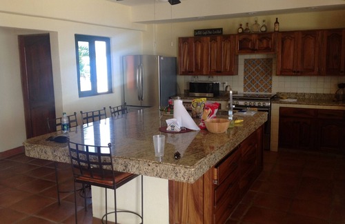 Isla Navidad Villa | Elegant Villa with Pool and Ocean View Near Manzanillo