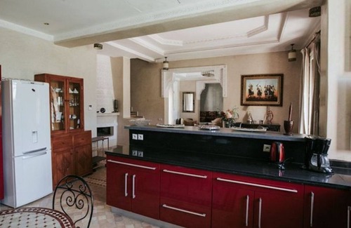 El Aggada Villa | Impressive Villa with Pool & Golf Near the Atlas Mountains