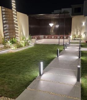 Al Mahdiyah Villa | Elegant Villa with Pool - Guest Rated 9.6/10