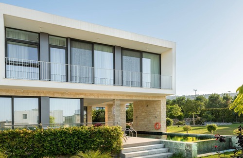 Latchi Villa | Beachfront Villa with Private Access - Ideal for Families