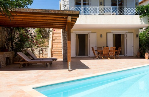 Kosta Villa | Elegant Villa with Private Pool & Ocean View in Porto Heli