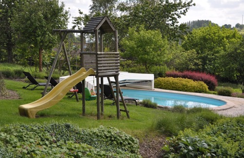 Francorchamps House | Elegant Villa in Stavelot with Pool and Sauna Amenities