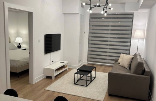 Watertown Condo | Luxurious Waterdown Condo