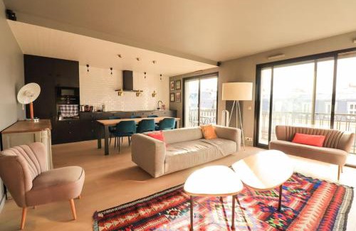 Porte-Dauphine Apartment | Elegant Flat Near Victor Hugo and Trocadero with Eiffel View
