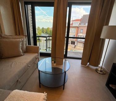 Wemmel Apartment | Luxury 1 Bedroom Apartment with Sofa Bed & Balconies Prime Location near ING Arena, Expo 12 & Atomium