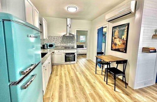 Montrose Cabin | Elegant 1 BR Montrose - Cagliari at The Italian Plaza